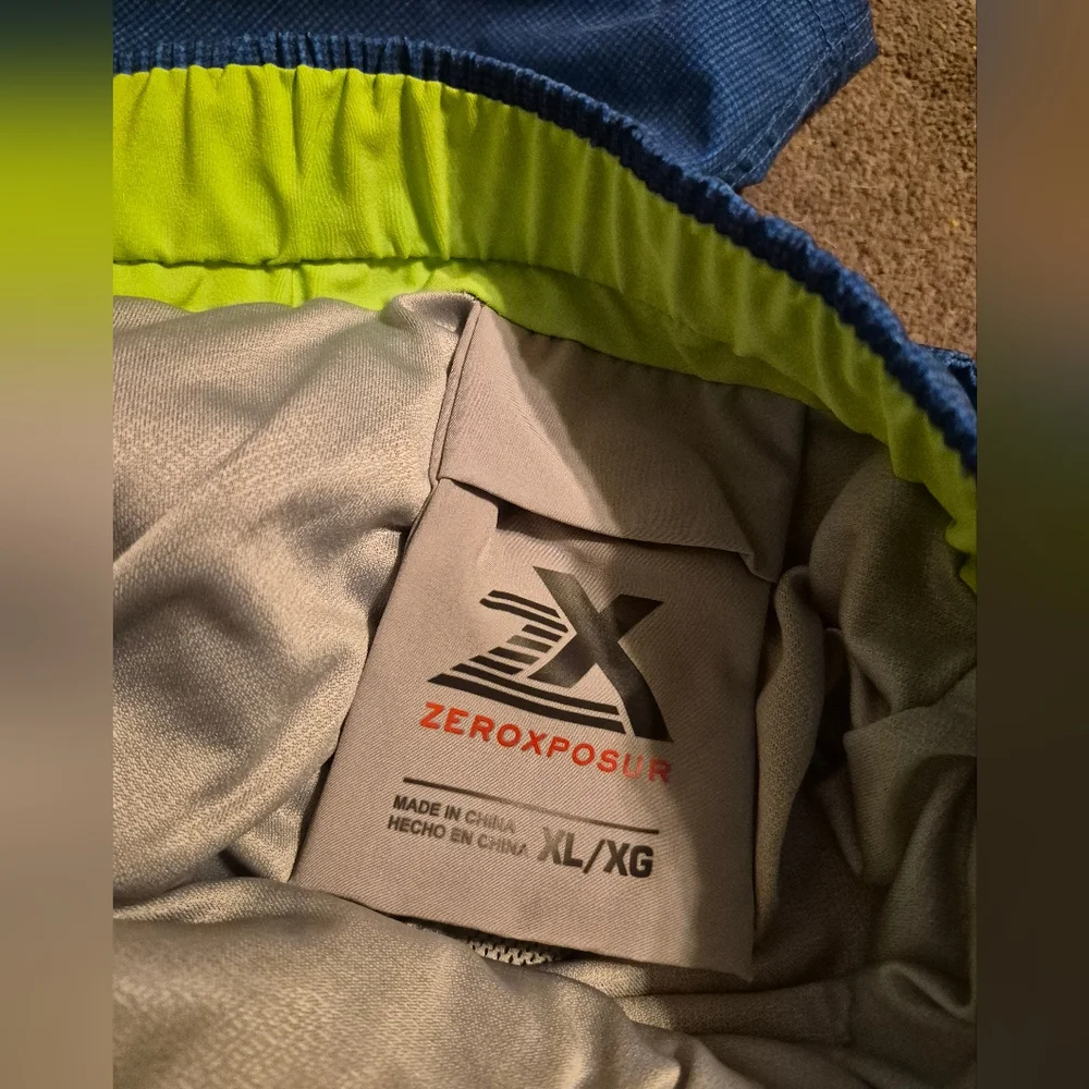 ZeroXposur Men's Blue and Lime Board Shorts UPF 50